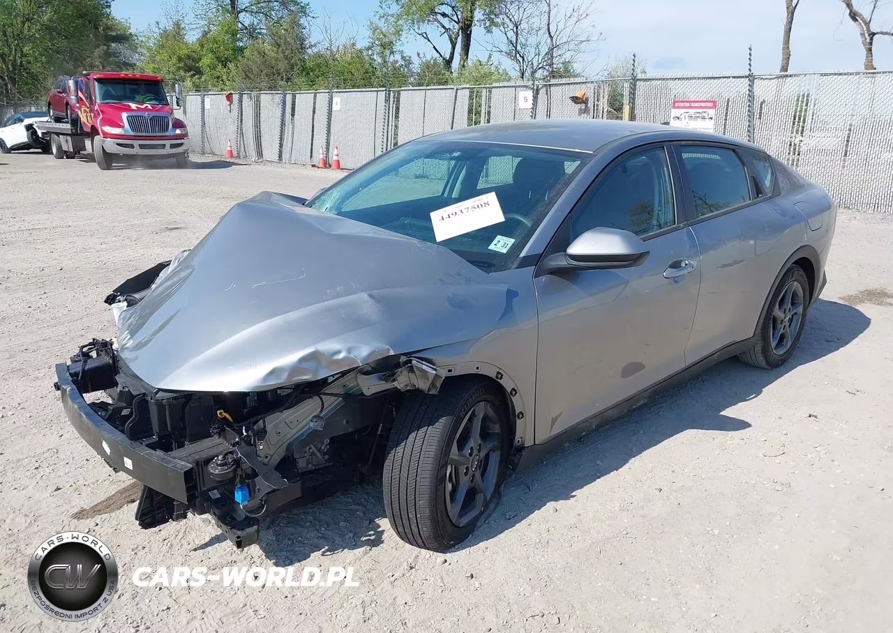 2026 Kia K4 Lxs VIN:3KPFT4DE2TE267392 - 2