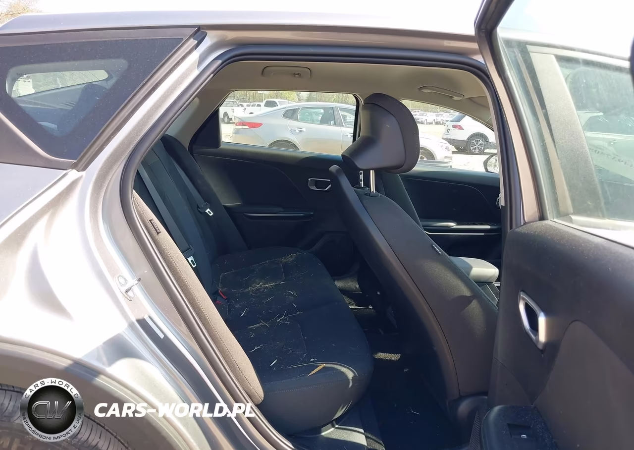 2026 Kia K4 Lxs VIN:3KPFT4DE2TE267392 - 8