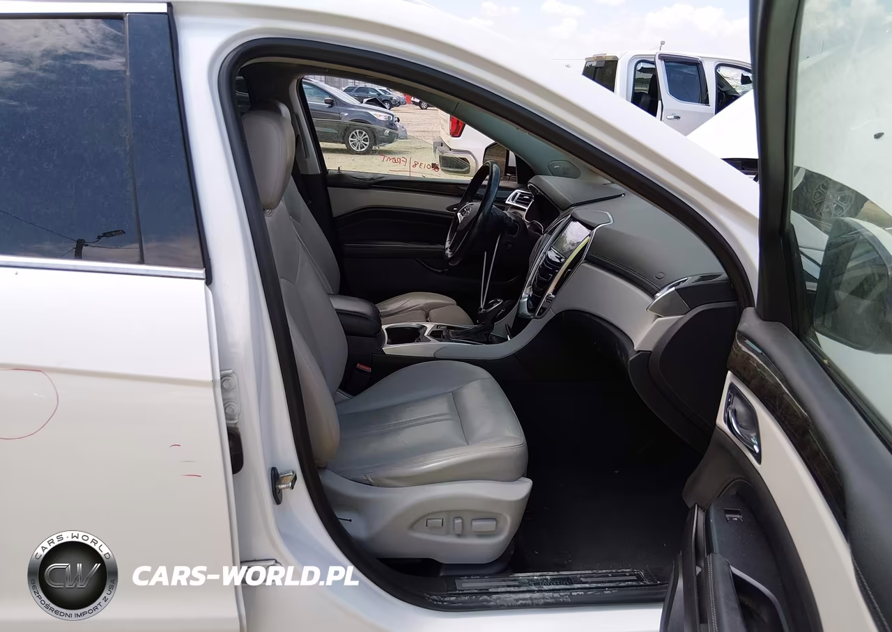 2014 Cadillac Srx Luxury Collection VIN:3GYFNBE32ES643826 - 5