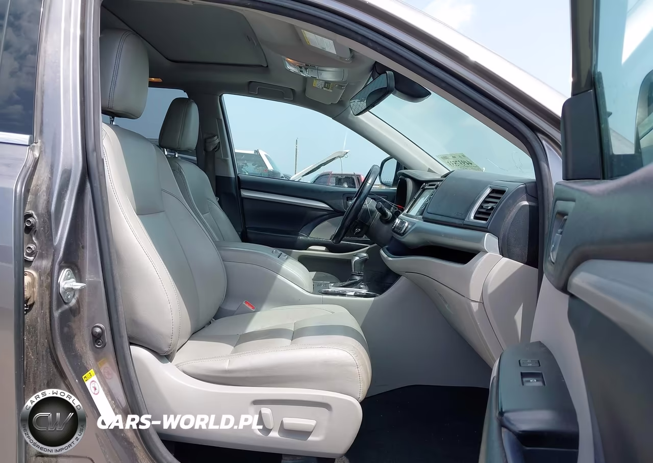 2018 Toyota Highlander Xle VIN:5TDKZRFH6JS541004 - 5