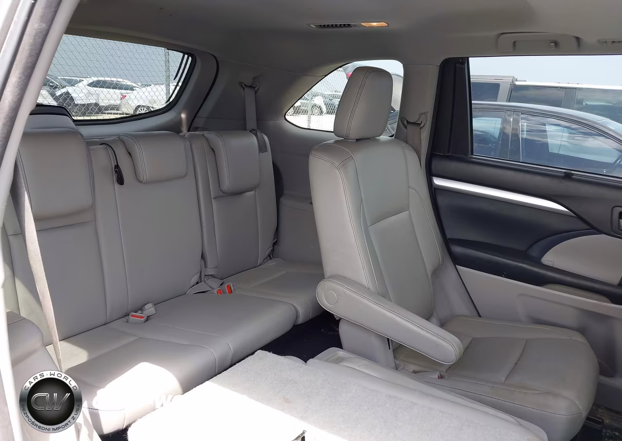 2018 Toyota Highlander Xle VIN:5TDKZRFH6JS541004 - 8