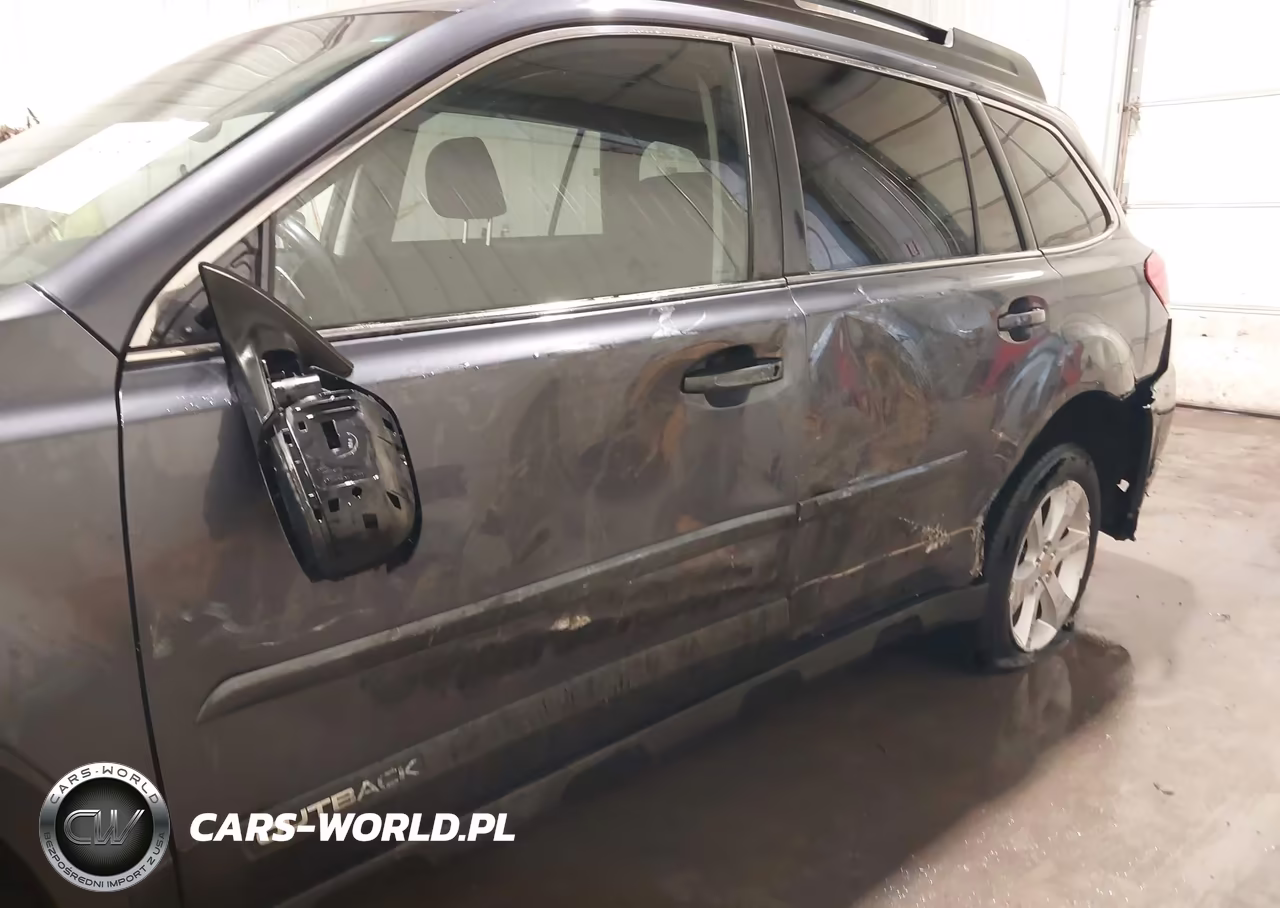 2014 Subaru Outback 2.5I Premium VIN:4S4BRCCC8E3220204 - 6
