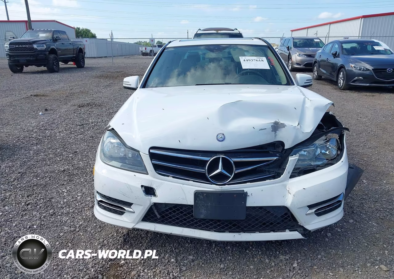 2014 Mercedes-Benz C 300 Sport 4Matic VIN:WDDGF8AB5ER317812 - 12