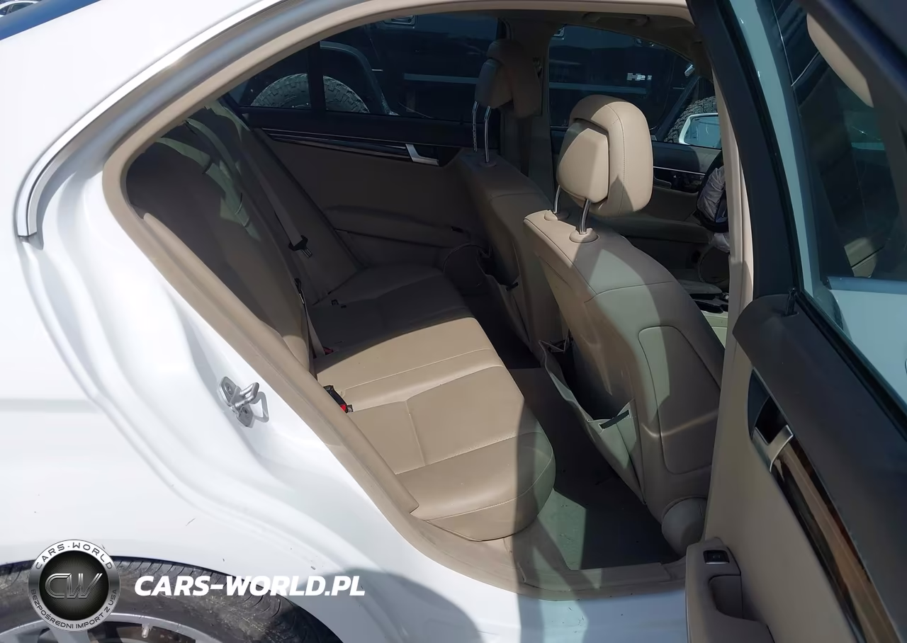 2014 Mercedes-Benz C 300 Sport 4Matic VIN:WDDGF8AB5ER317812 - 8