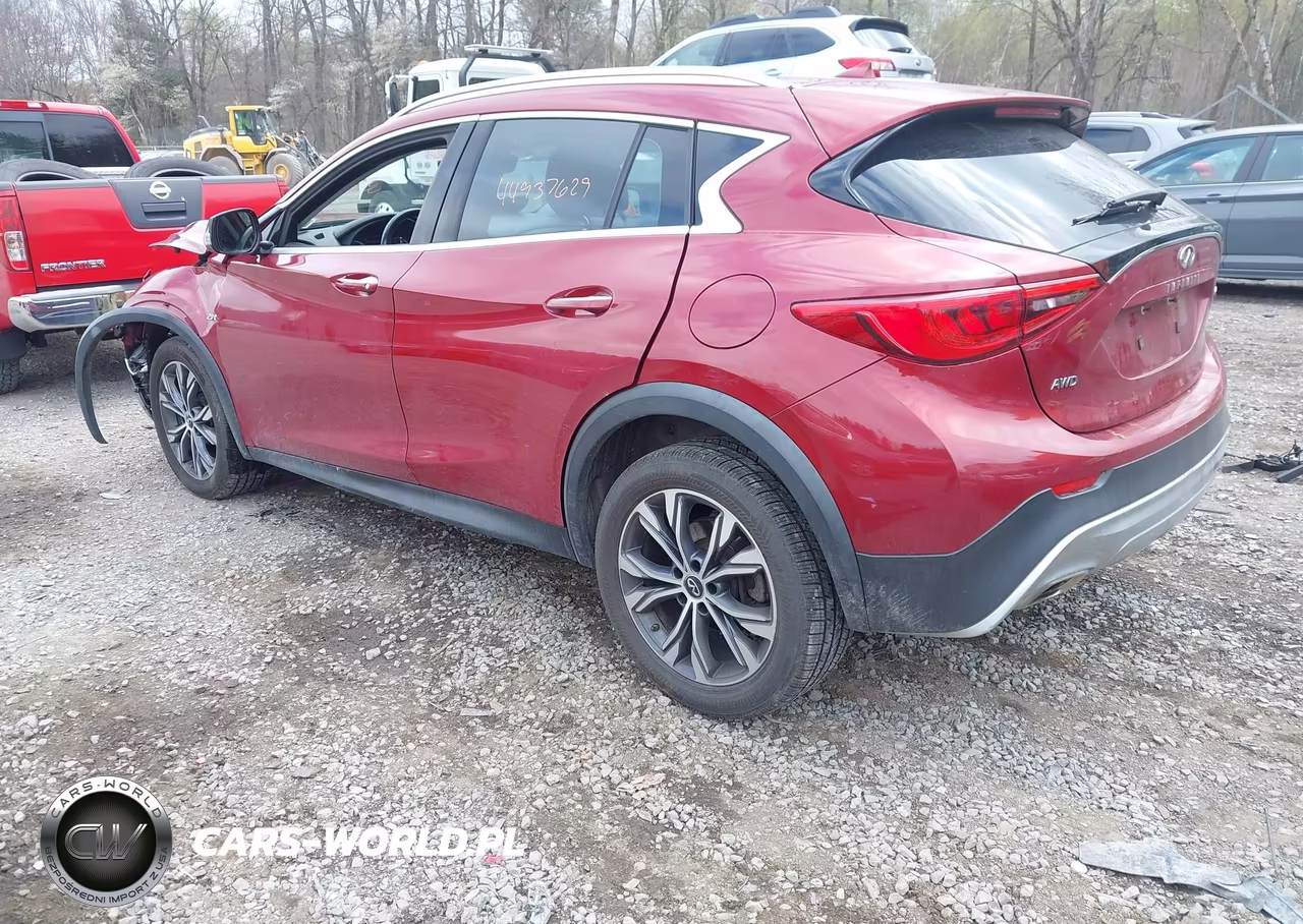 2017 Infiniti Qx30 Luxury VIN:SJKCH5CR5HA032037 - 3