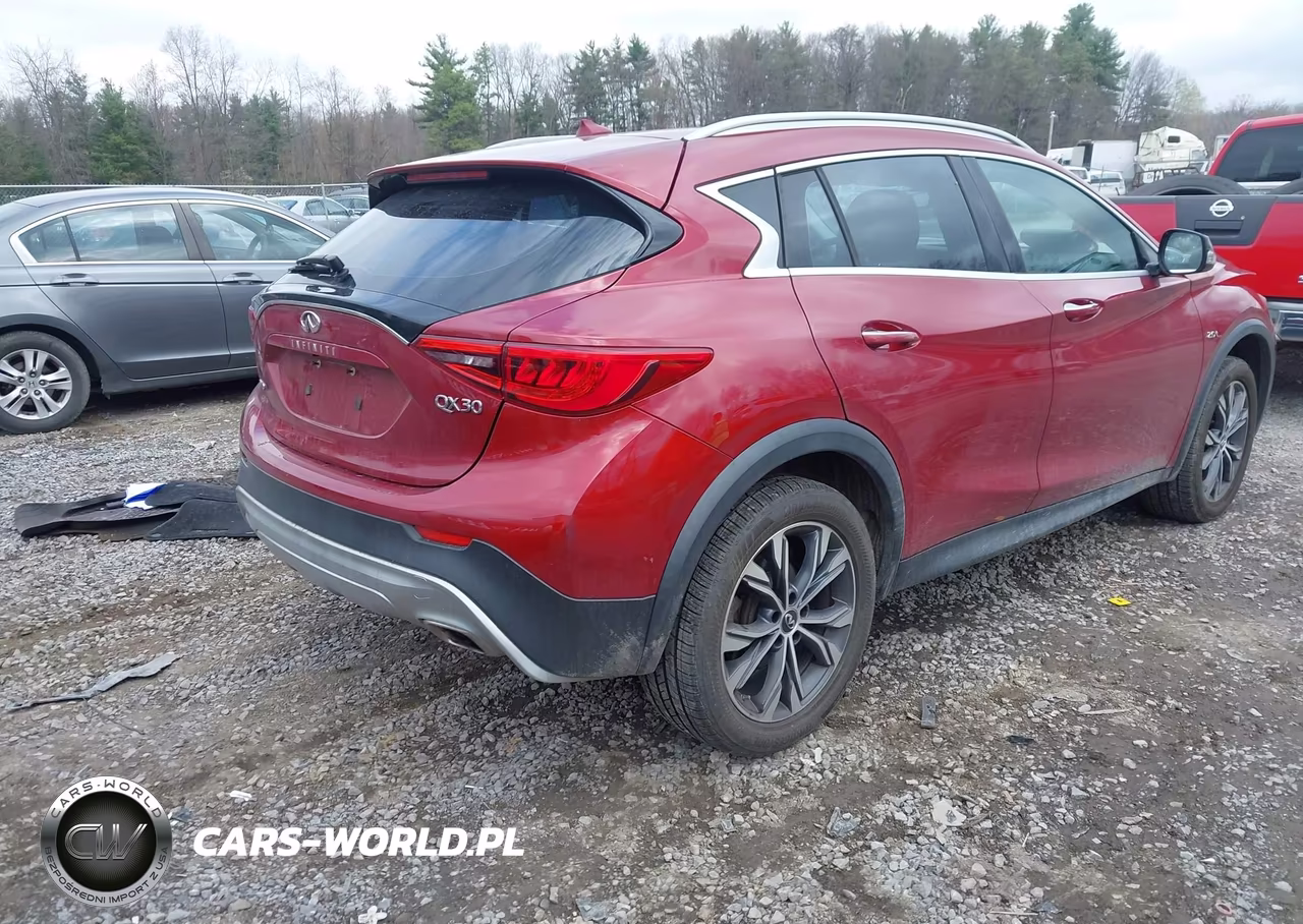 2017 Infiniti Qx30 Luxury VIN:SJKCH5CR5HA032037 - 4