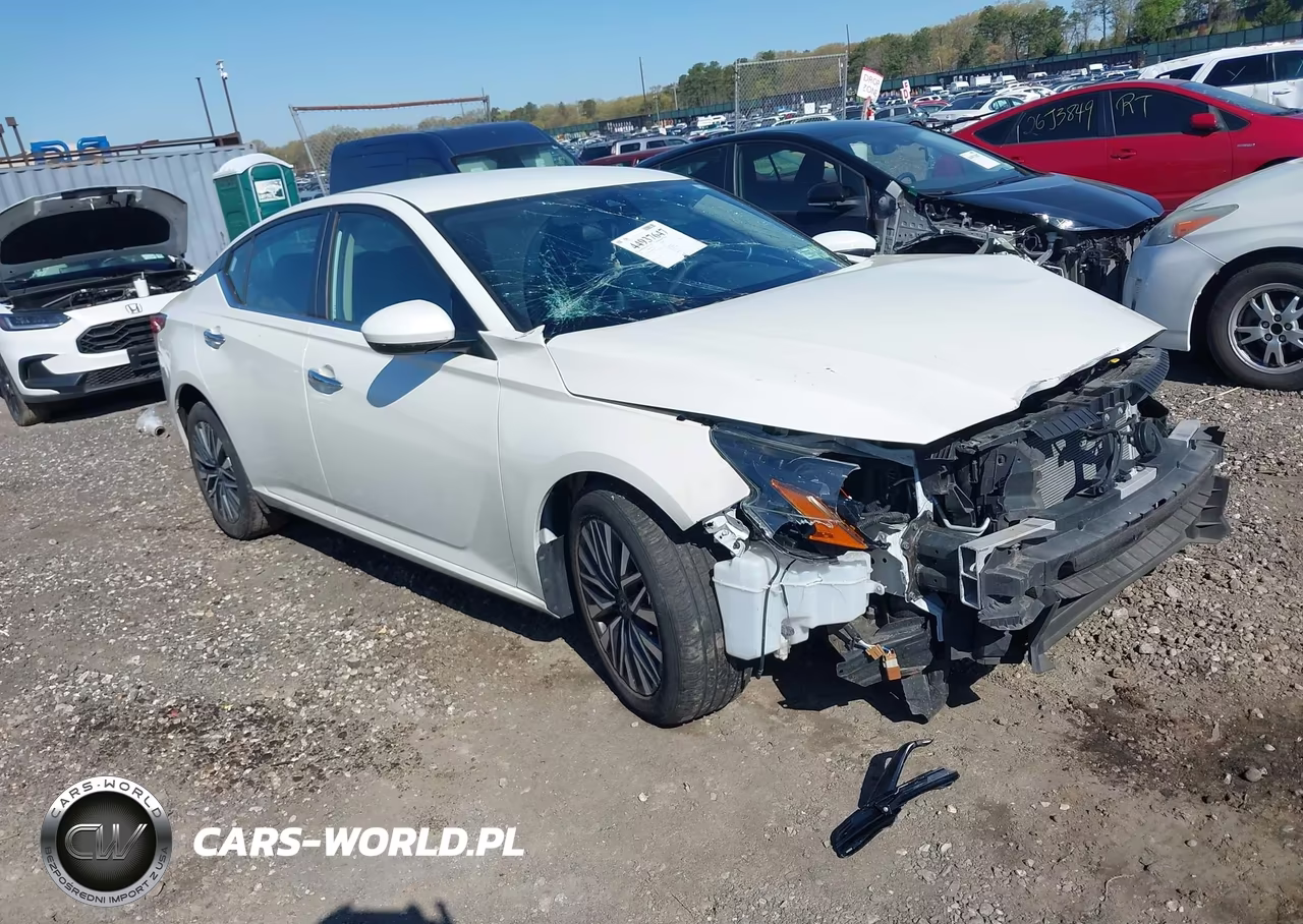 2023 Nissan Altima Sv Fwd