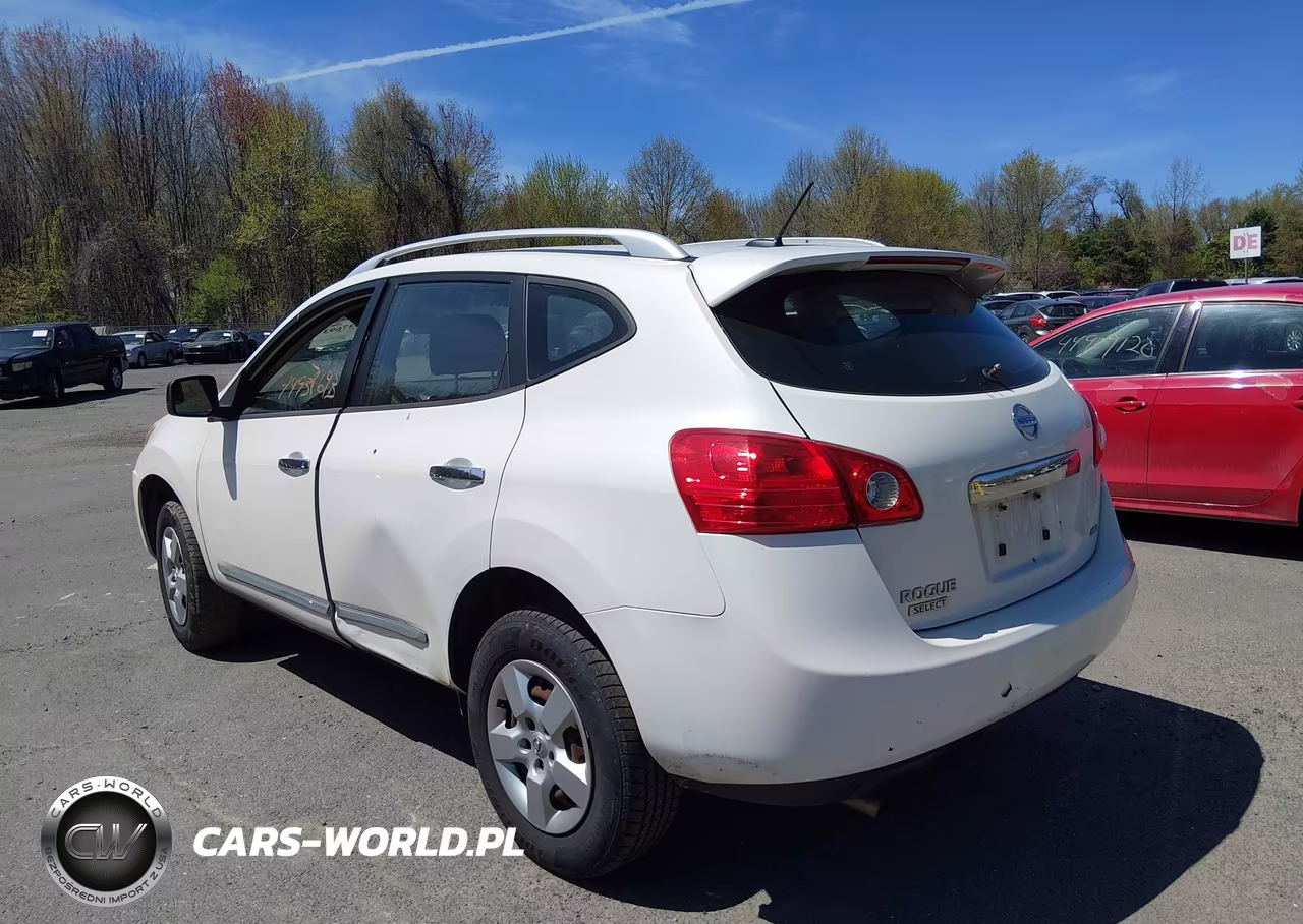 2014 Nissan Rogue Select S VIN:JN8AS5MV5EW717018 - 3
