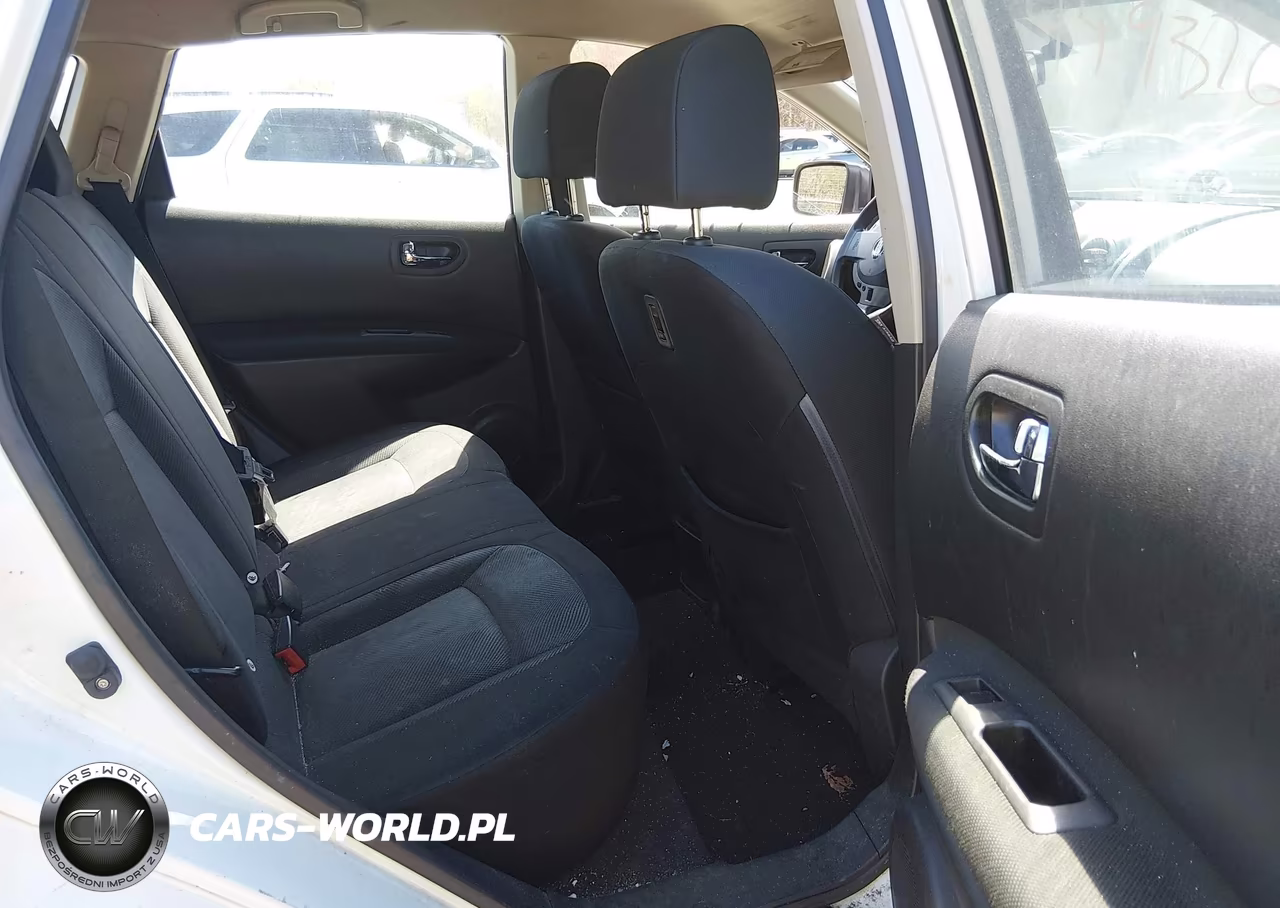 2014 Nissan Rogue Select S VIN:JN8AS5MV5EW717018 - 8