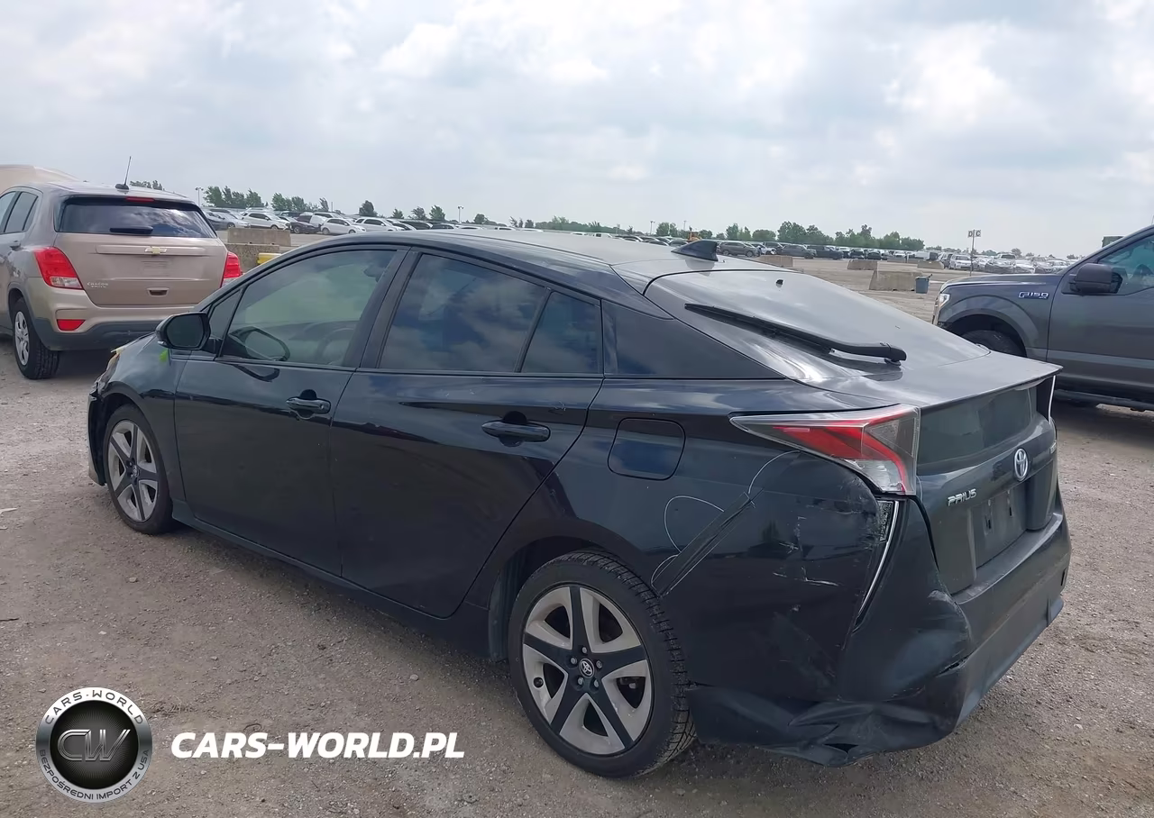 2016 Toyota Prius Three Touring VIN:JTDKARFU2G3008713 - 3