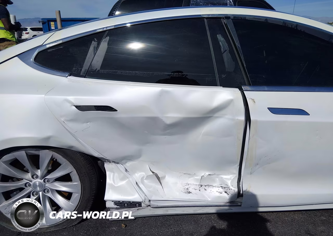 2020 Tesla Model S Long Range Dual Motor All-Wheel Drive-Long Range Plus Dual Motor All-Wheel Drive VIN:5YJSA1E29LF363750 - 6
