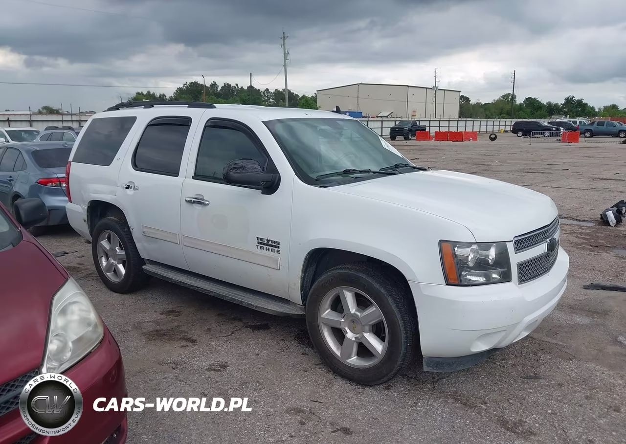 2011 Chevrolet Tahoe Lt VIN:1GNSCBE05BR113548 - 13