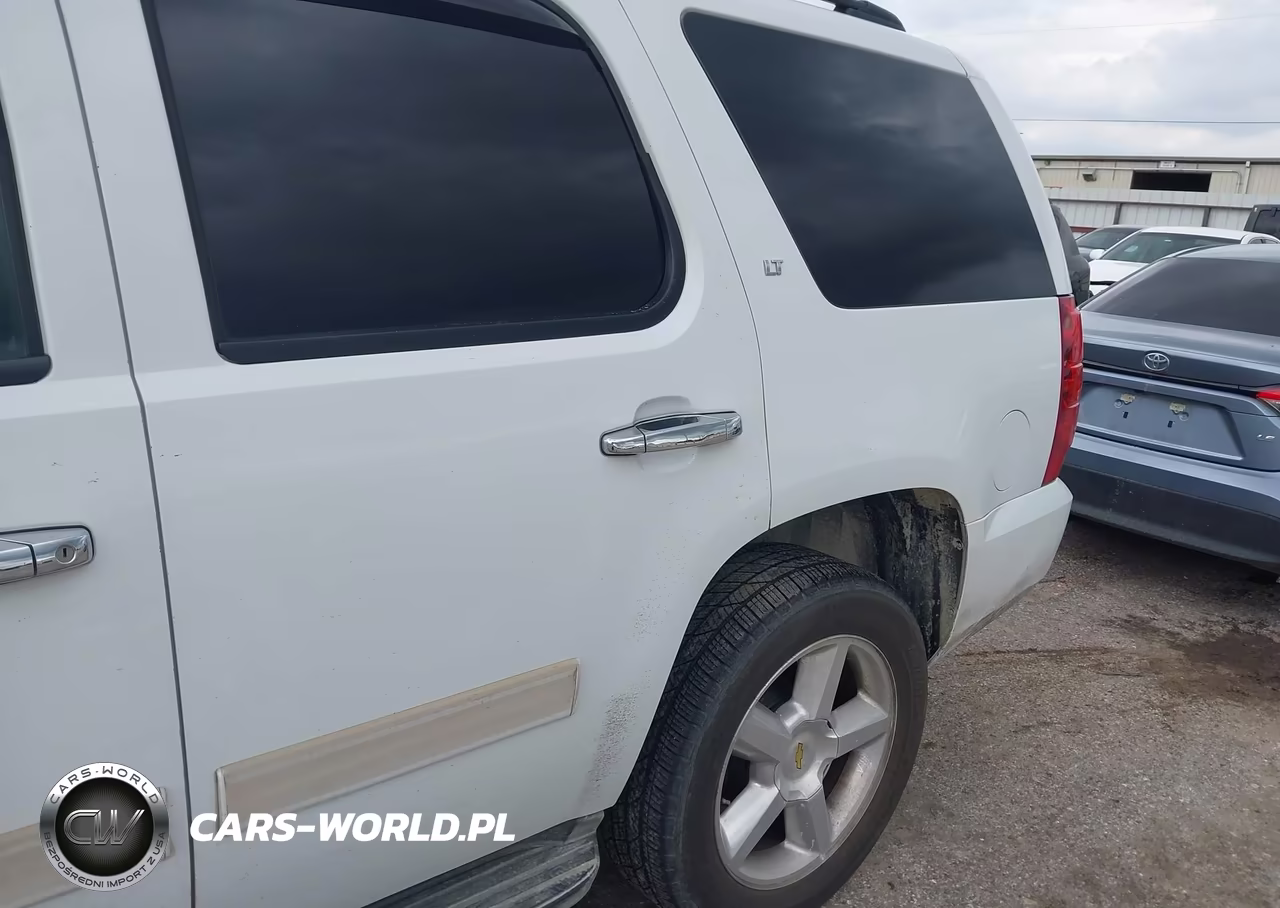 2011 Chevrolet Tahoe Lt VIN:1GNSCBE05BR113548 - 20