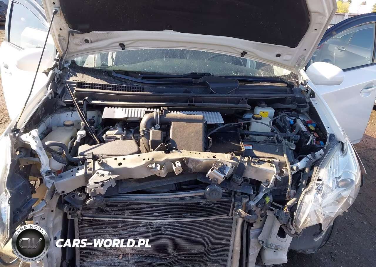 2013 Toyota Prius Four VIN:JTDKN3DU2D5631057 - 10