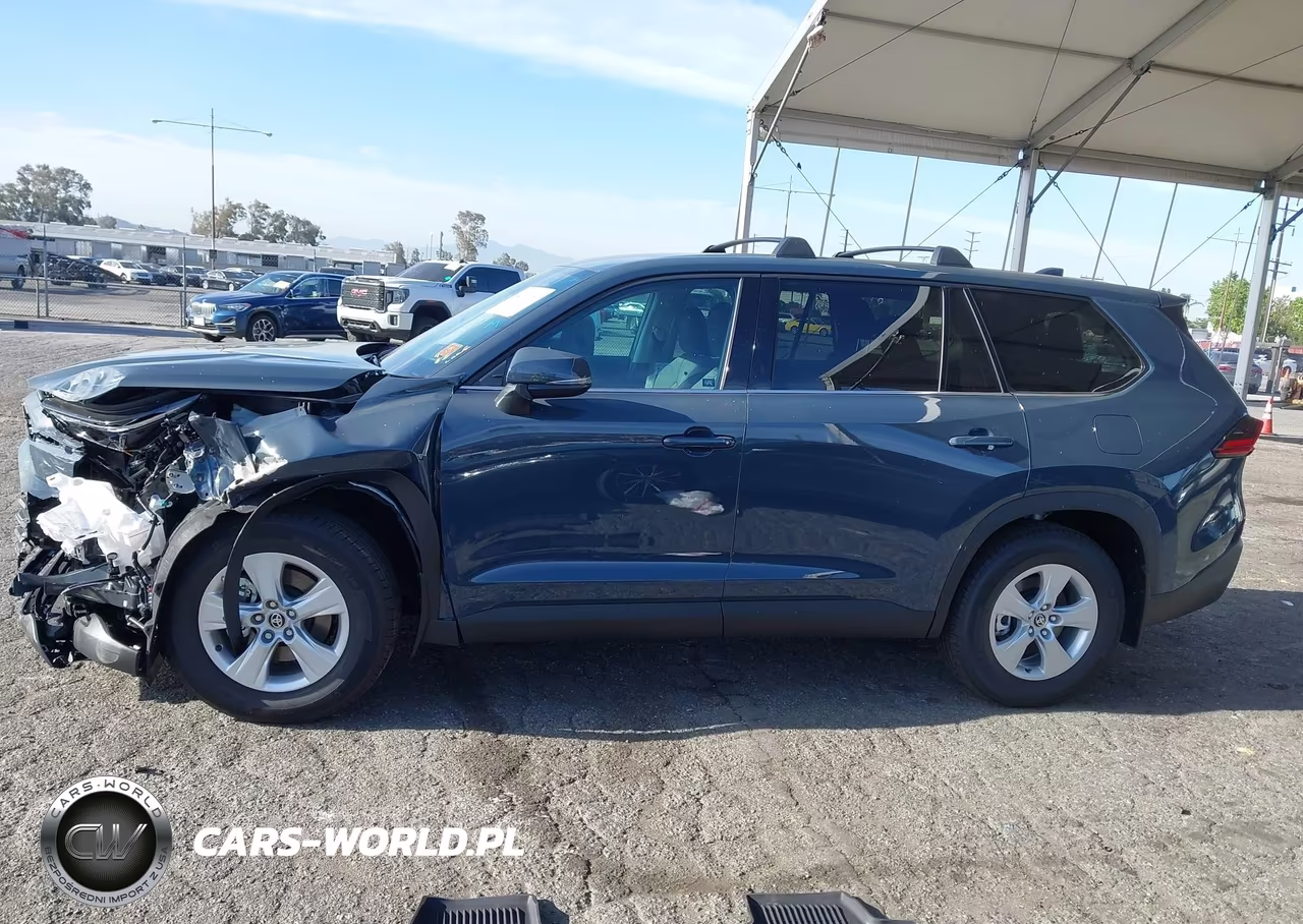 2026 Toyota Grand Highlander Hybrid Le VIN:5TDACAB5XTS089684 - 14