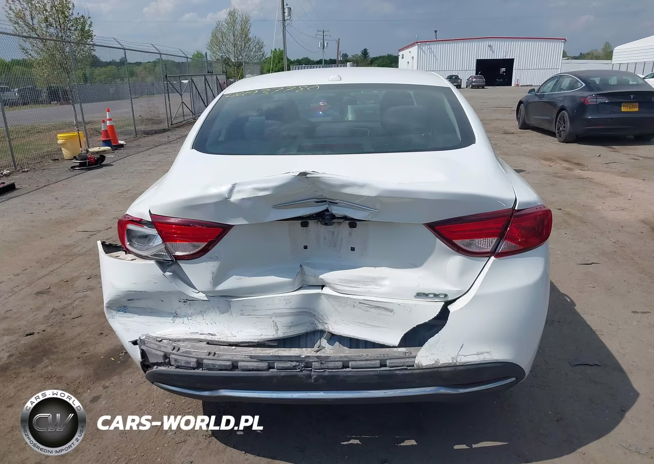 2015 Chrysler 200 Limited VIN:1C3CCCAB5FN616850 - 16
