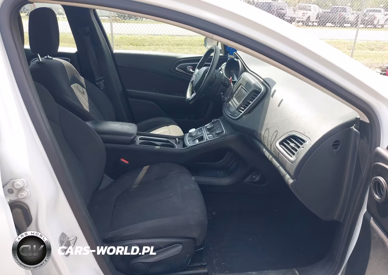 2015 Chrysler 200 Limited VIN:1C3CCCAB5FN616850 - 5