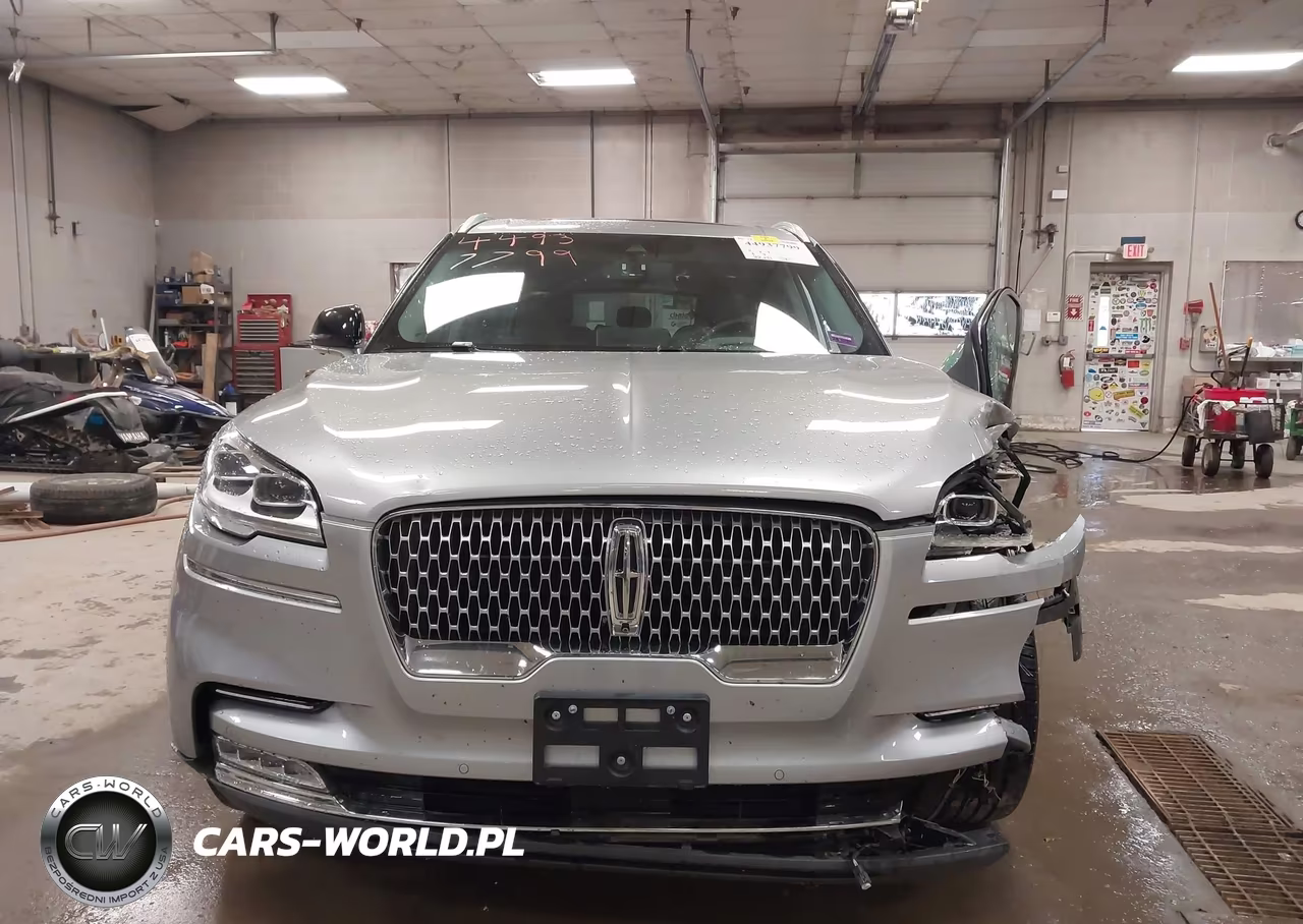2020 Lincoln Aviator Reserve VIN:5LM5J7XC8LGL16536 - 13