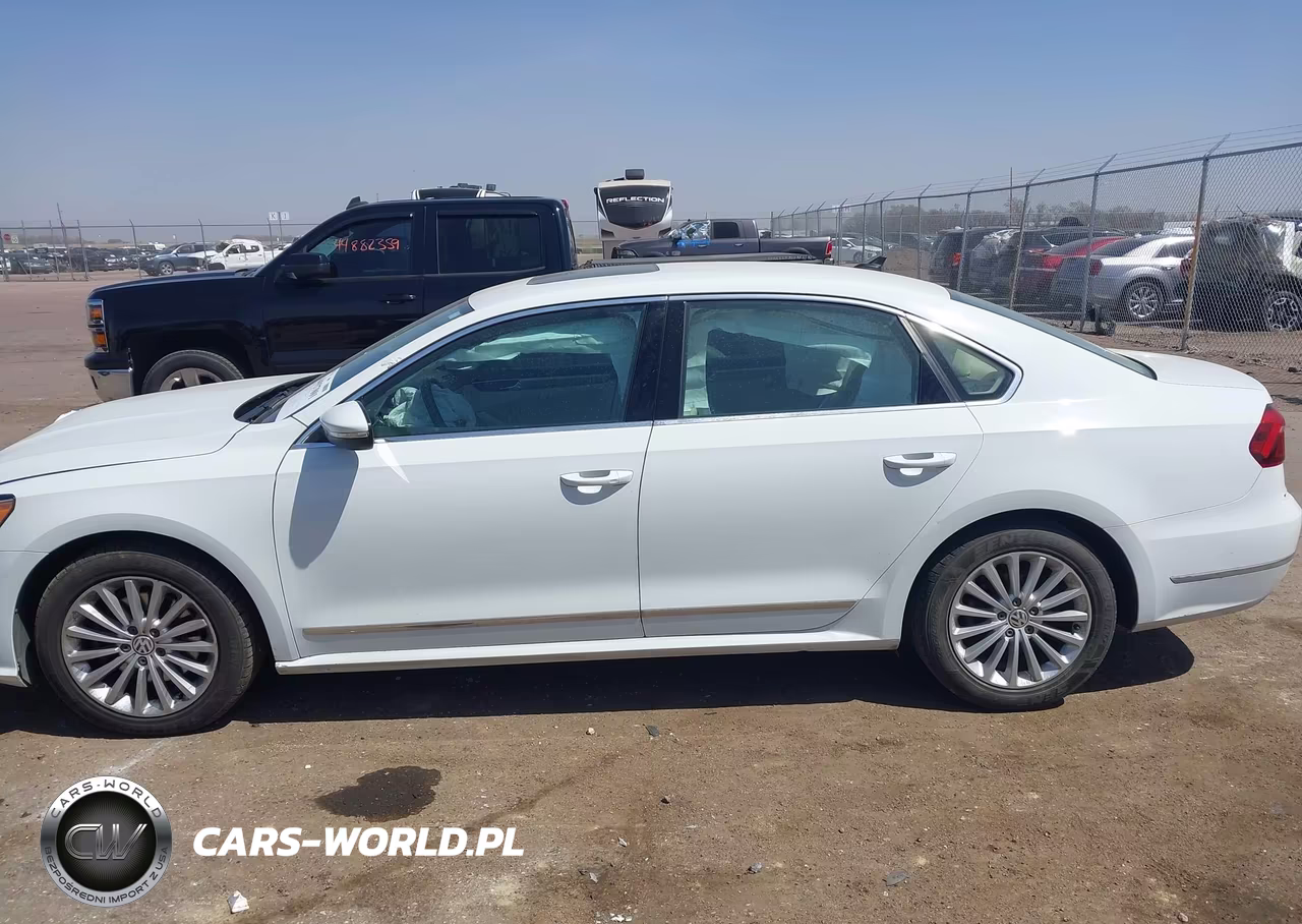 2017 Volkswagen Passat 1.8T Se VIN:1VWBT7A31HC037843 - 14