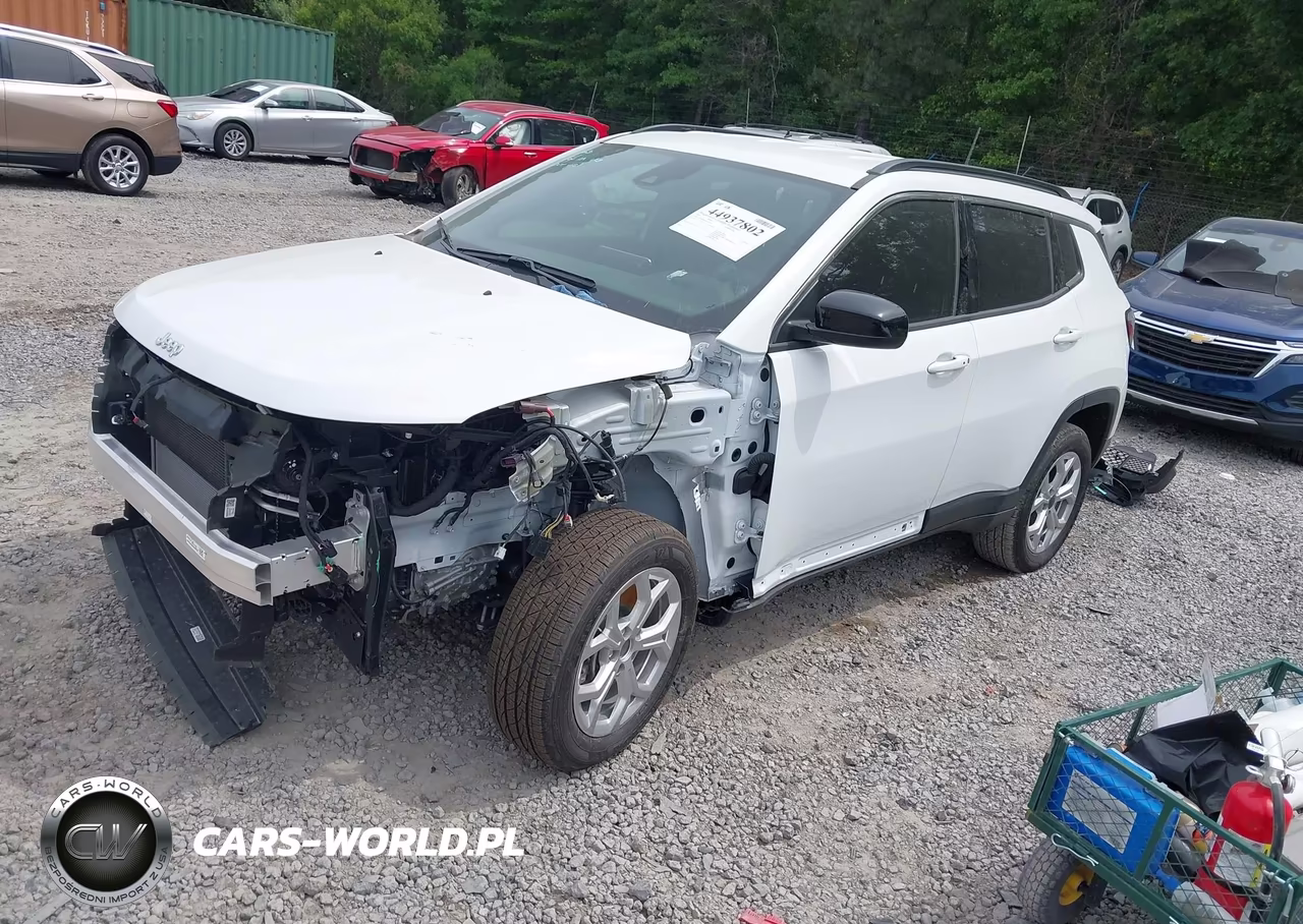 2025 Jeep Compass Latitude 4X4 VIN:3C4NJDBN0ST608318 - 2