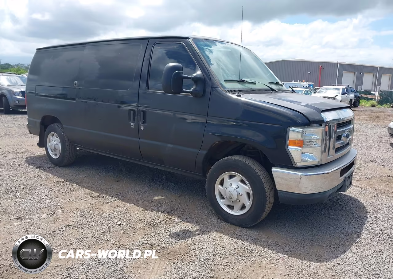 2013 Ford E-150 Commercial – zdjęcie 1 z 16