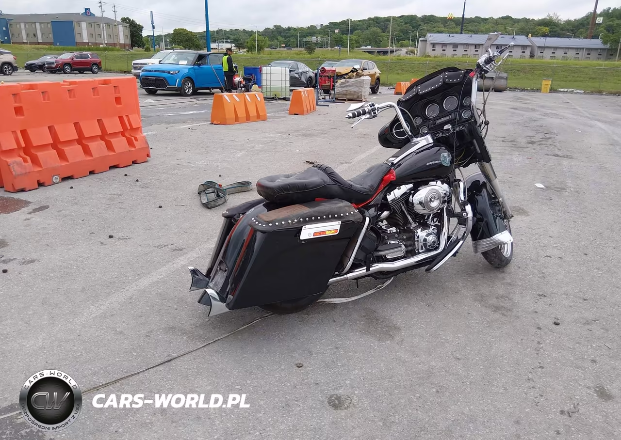2007 Harley-Davidson Flht Classic VIN:1HD1FF4167Y693675 - 4