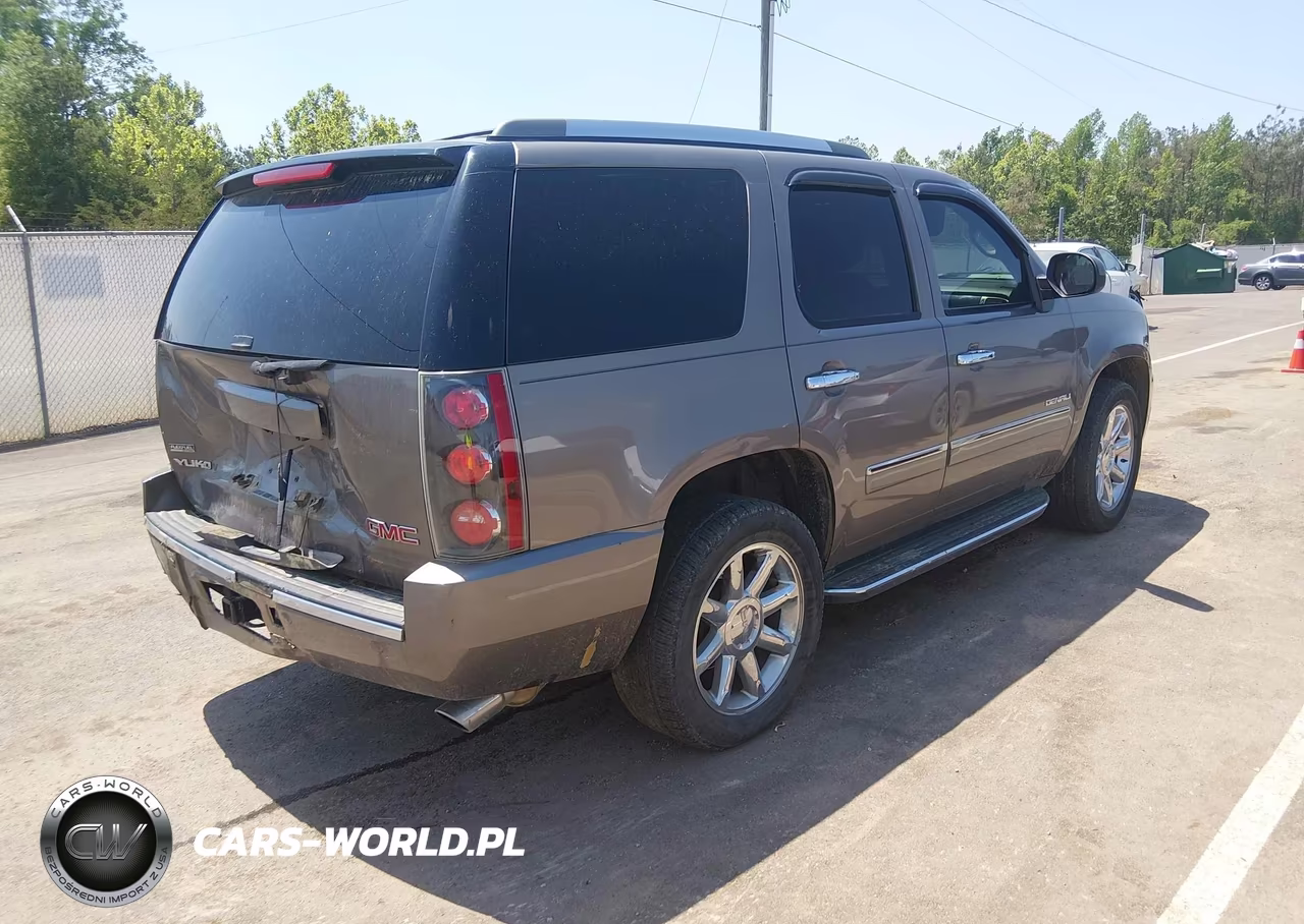 2011 GMC Yukon Denali VIN:1GKS1EEF1BR361322 - 4
