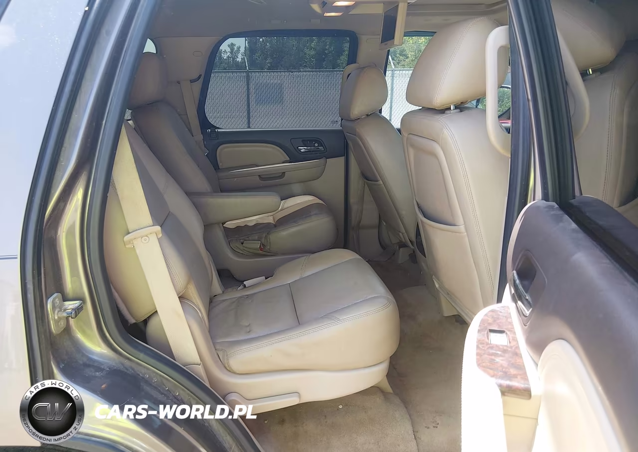 2011 GMC Yukon Denali VIN:1GKS1EEF1BR361322 - 8