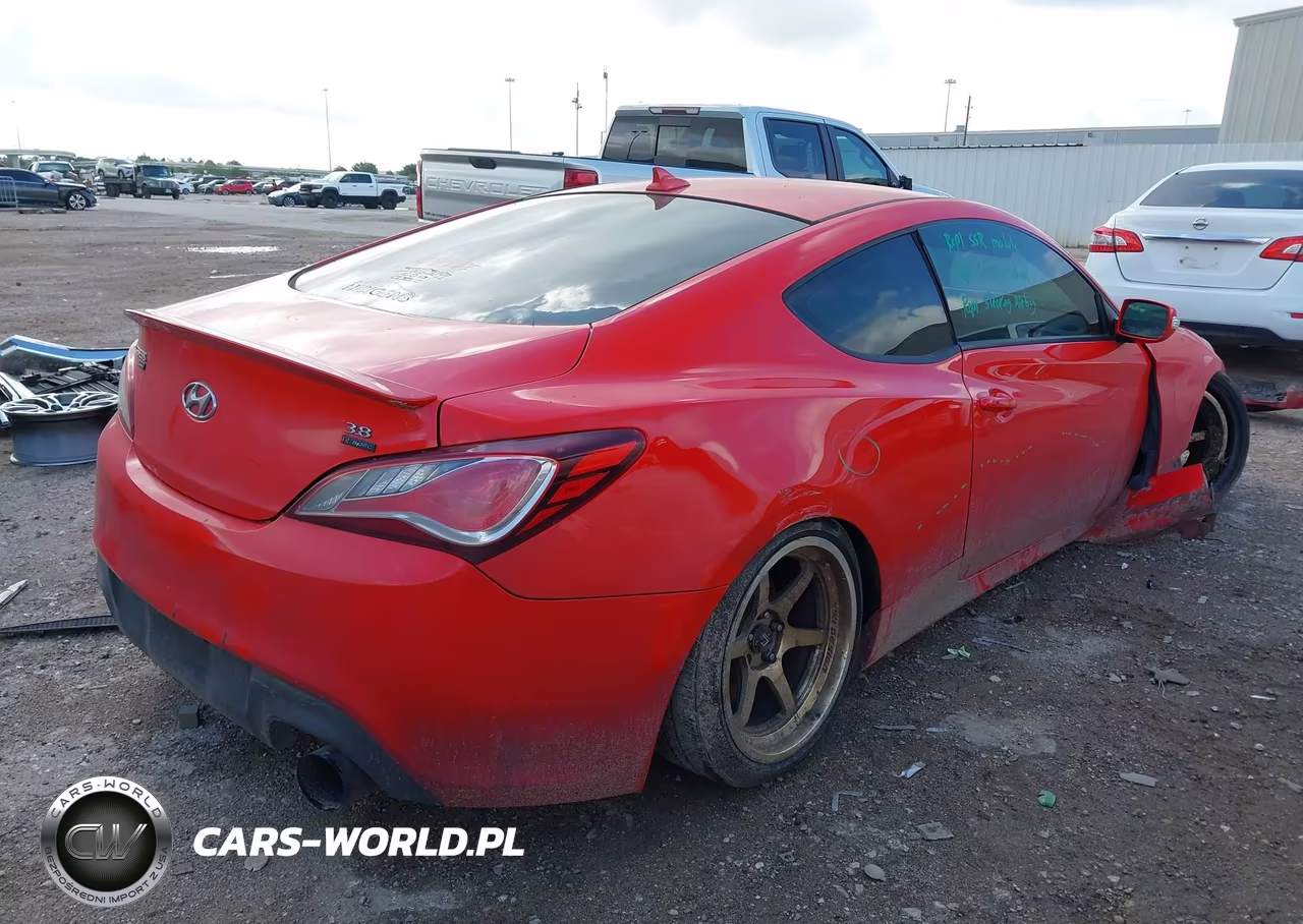 2015 Hyundai Genesis 3.8 R-Spec VIN:KMHHU6KJ6FU122049 - 4
