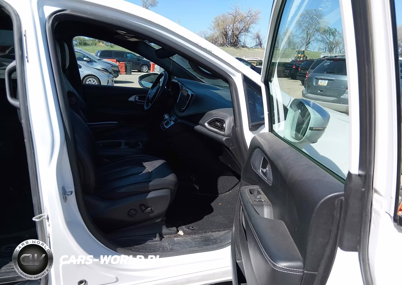 2021 Chrysler Pacifica Touring L Awd VIN:2C4RC3BG3MR567275 - 5