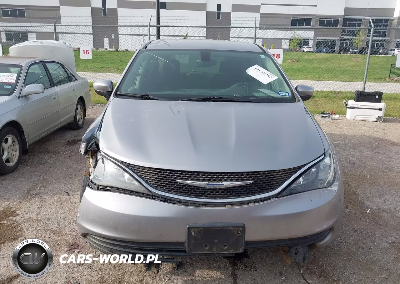2017 Chrysler Pacifica Lx VIN:2C4RC1CG2HR823740 - 12