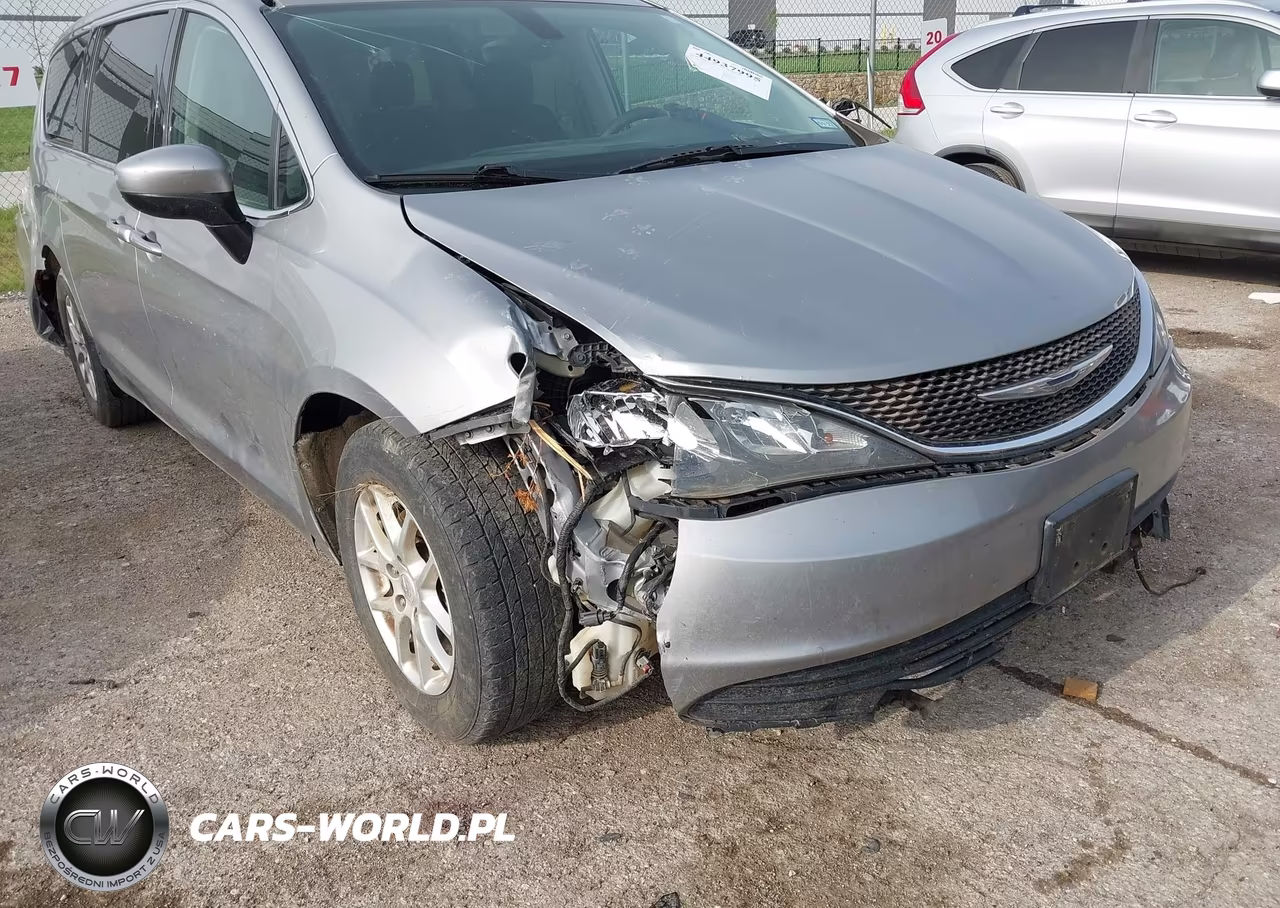2017 Chrysler Pacifica Lx VIN:2C4RC1CG2HR823740 - 6
