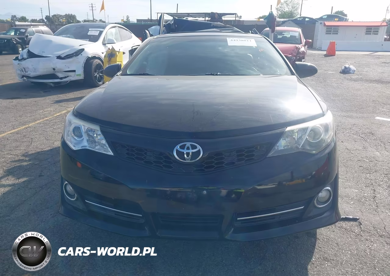 2014 Toyota Camry Se VIN:4T1BF1FK5EU769739 - 12