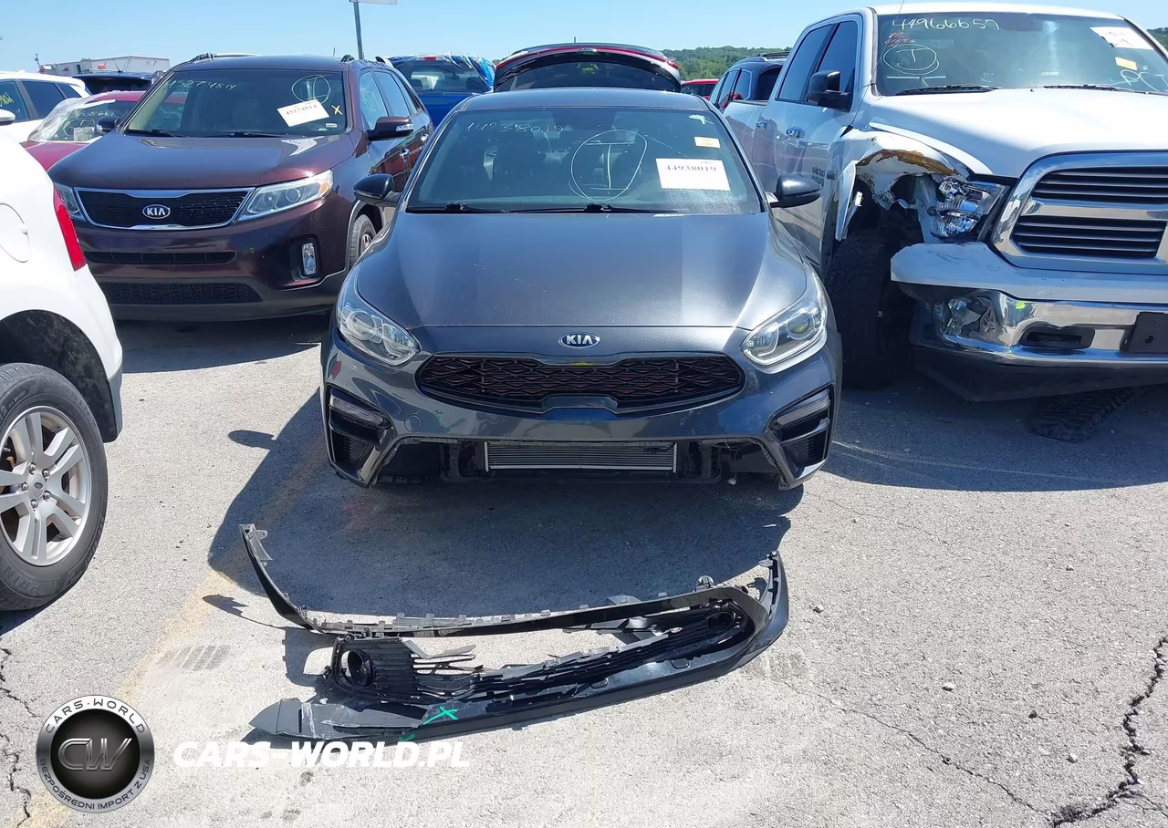 2021 Kia Forte Gt-Line VIN:3KPF34AD0ME376401 - 21