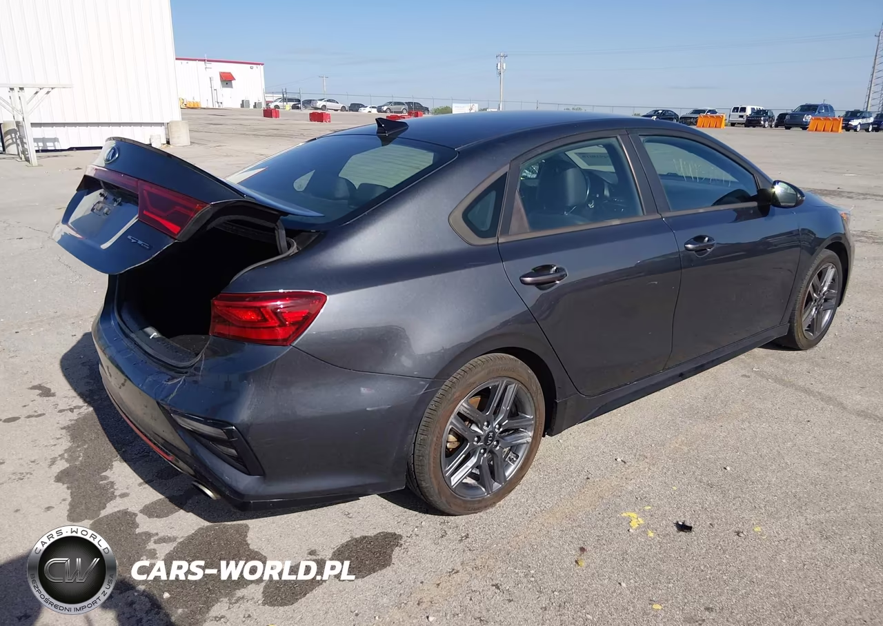2021 Kia Forte Gt-Line VIN:3KPF34AD0ME376401 - 4