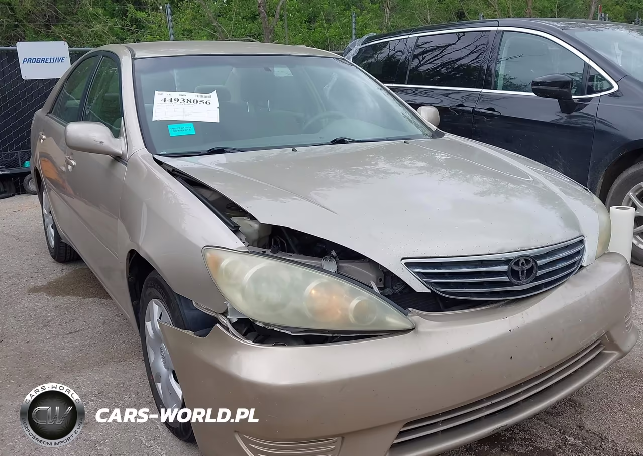 2005 Toyota Camry Le