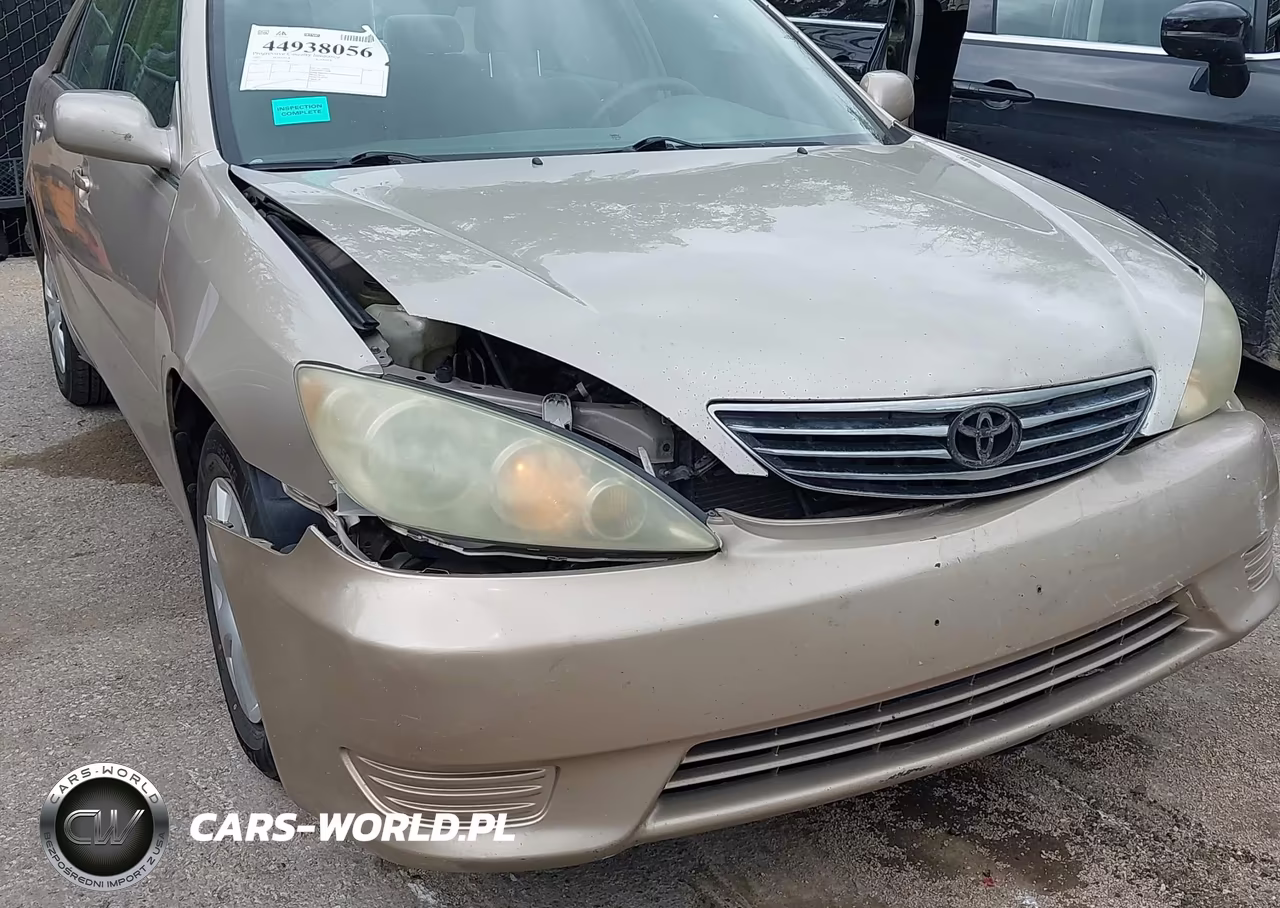 2005 Toyota Camry Le VIN:4T1BE32K75U947946 - 6
