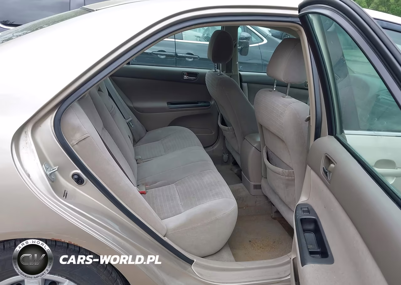 2005 Toyota Camry Le VIN:4T1BE32K75U947946 - 8