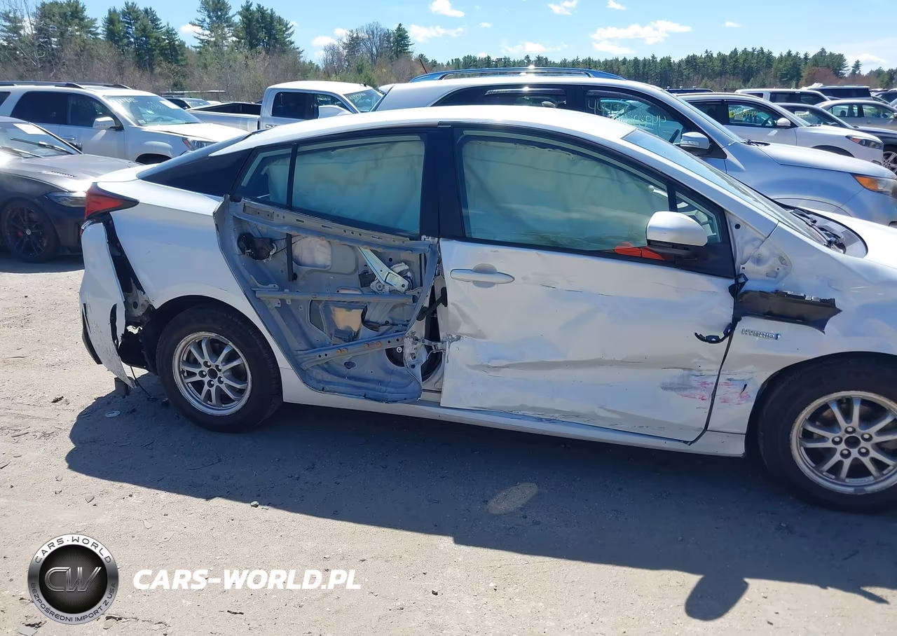 2021 Toyota Prius Le Awd-E VIN:JTDL9MFU7M3025938 - 6