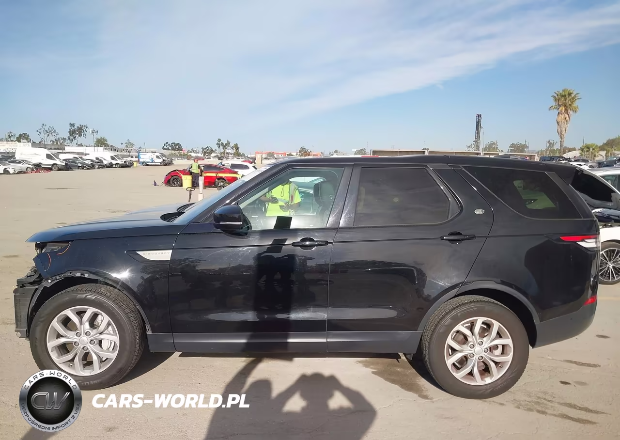 2020 Land Rover Discovery Se VIN:SALRG2RV5L2428743 - 15