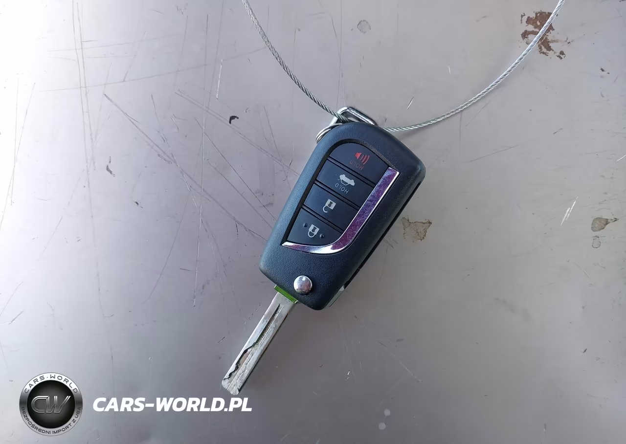 2020 Toyota Camry Le VIN:4T1C11AK7LU864004 - 11