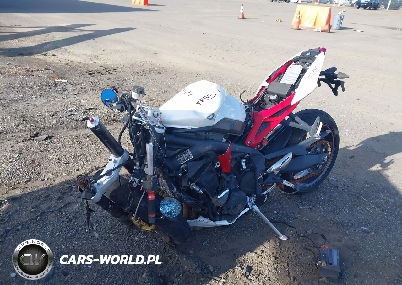 2016 Triumph Motorcycle Street Triple R-Abs VIN:SMTL03NE8GT742482 - 2