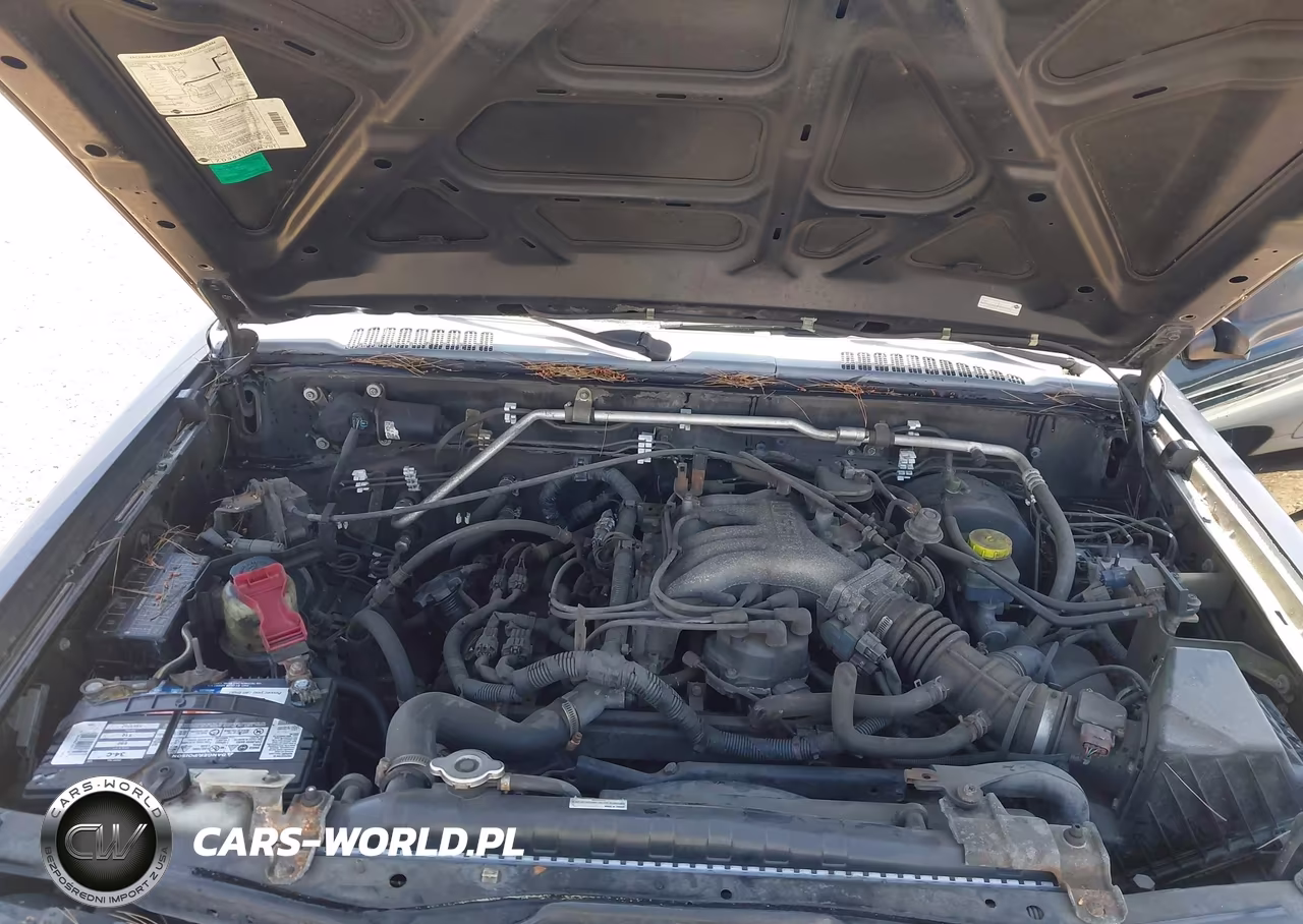 2004 Nissan Xterra Xe VIN:5N1ED28TX4C652676 - 10