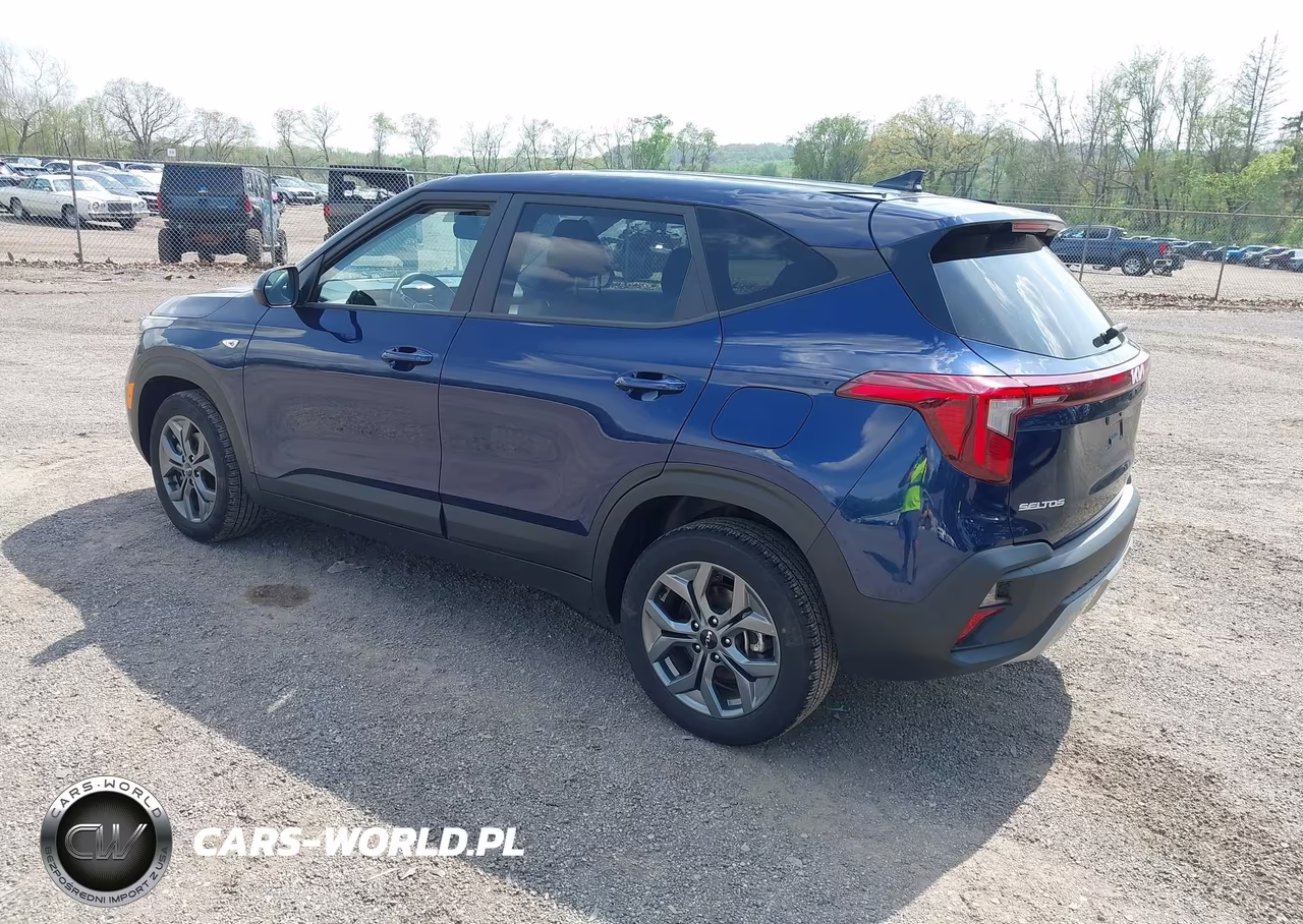 2025 Kia Seltos Lx VIN:KNDEPCAA2S7799882 - 3