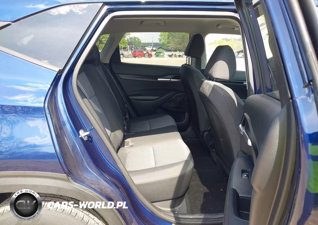 2025 Kia Seltos Lx VIN:KNDEPCAA2S7799882 - 8
