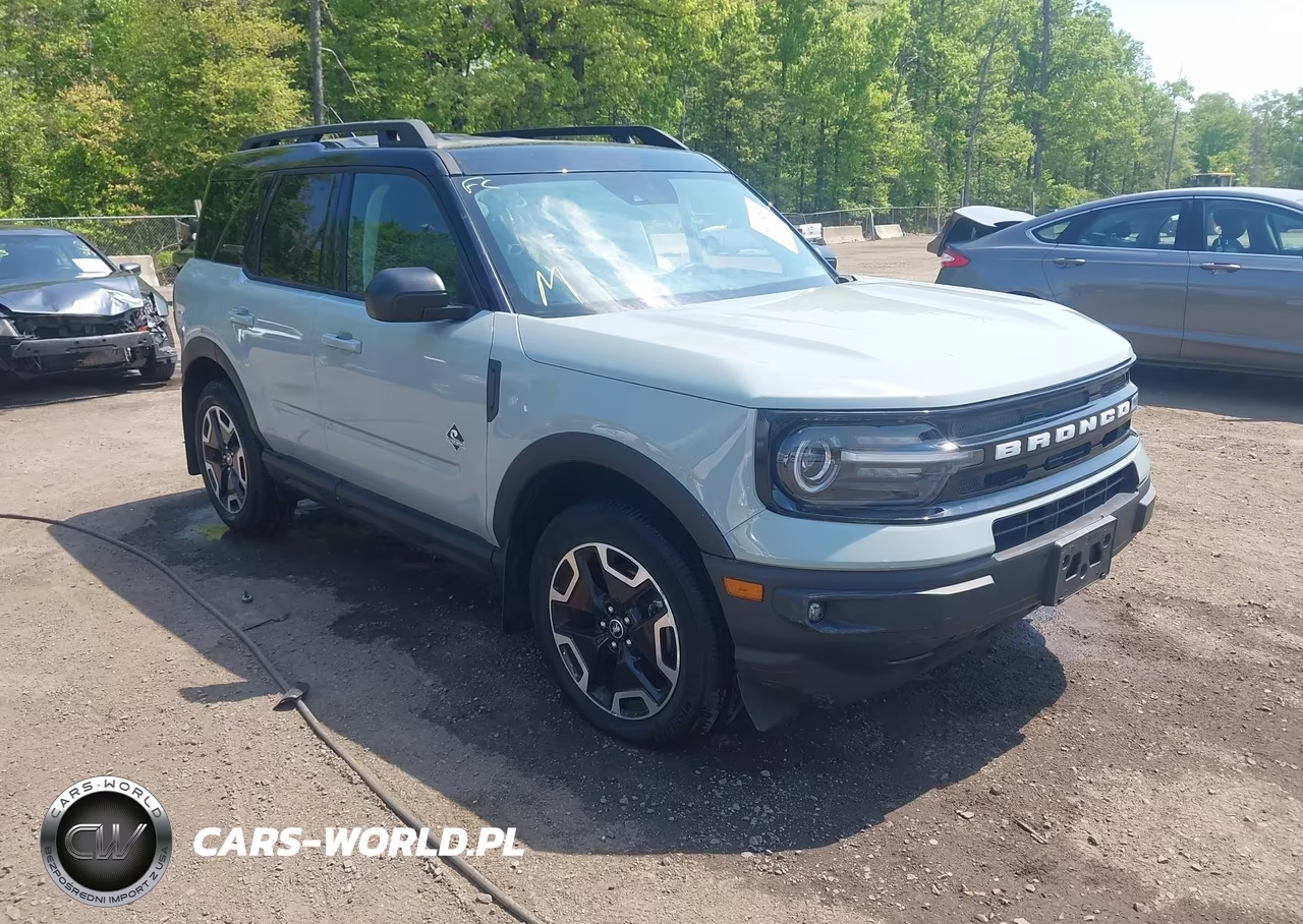 2023 Ford Bronco Sport Outer Banks – zdjęcie 1 z 16