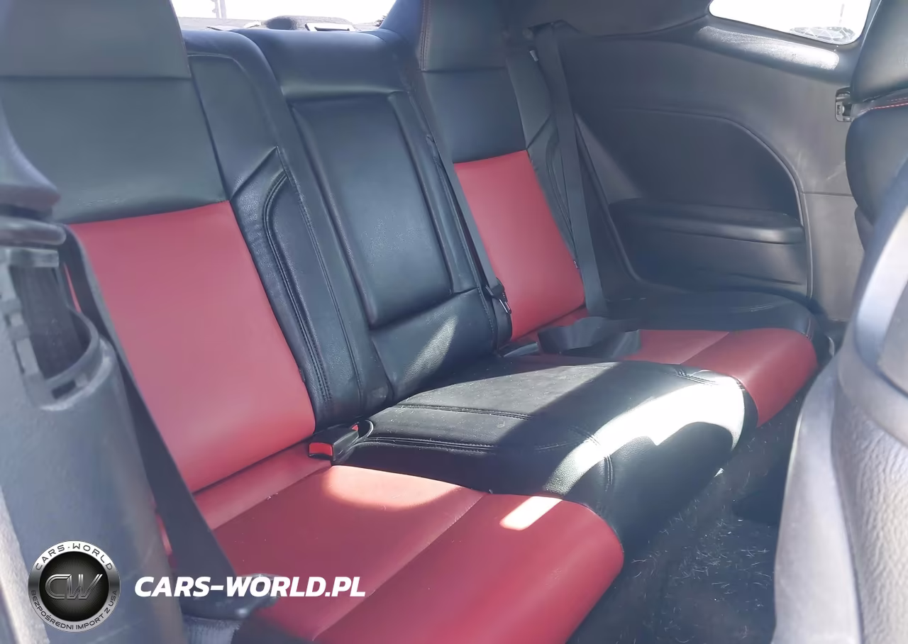 2015 Dodge Challenger R-T Scat Pack VIN:2C3CDZFJXFH727886 - 8