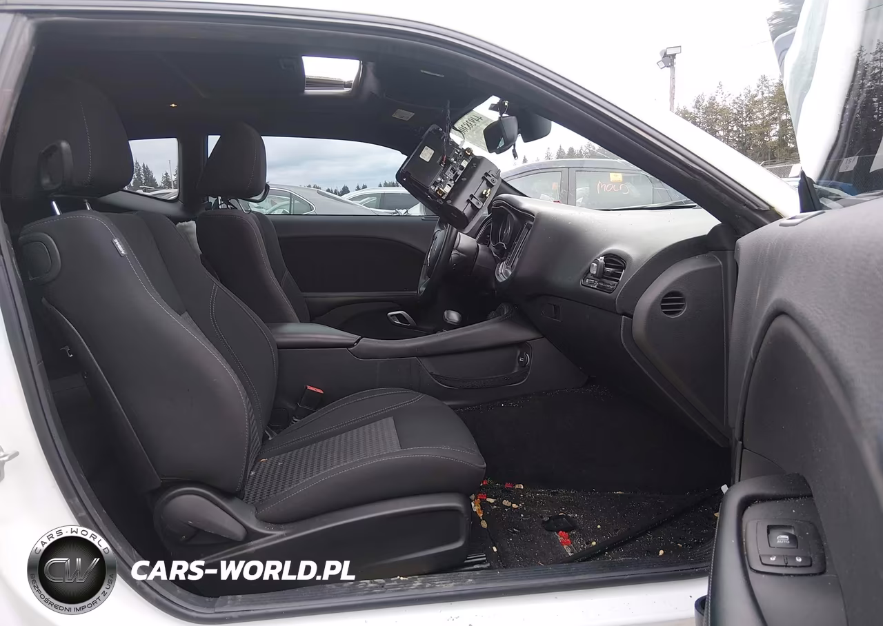 2015 Dodge Challenger Sxt VIN:2C3CDZAG2FH711435 - 5