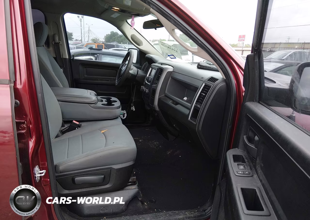 2019 Ram 1500 Classic Tradesman 4X2 6'4 Box VIN:1C6RR6FG5KS675586 - 5