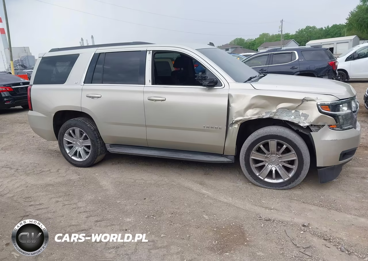 2015 Chevrolet Tahoe Lt VIN:1GNSCBKC8FR169889 - 13